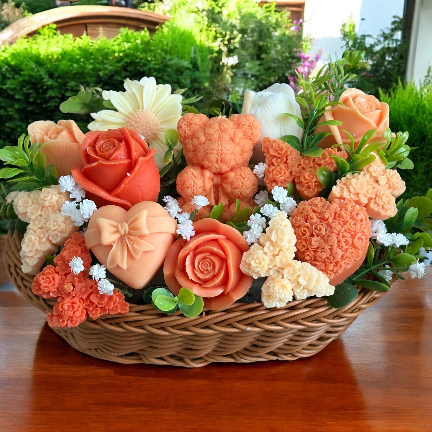 Bouquet Soy Wax Candles/Wax Melts In willow basket