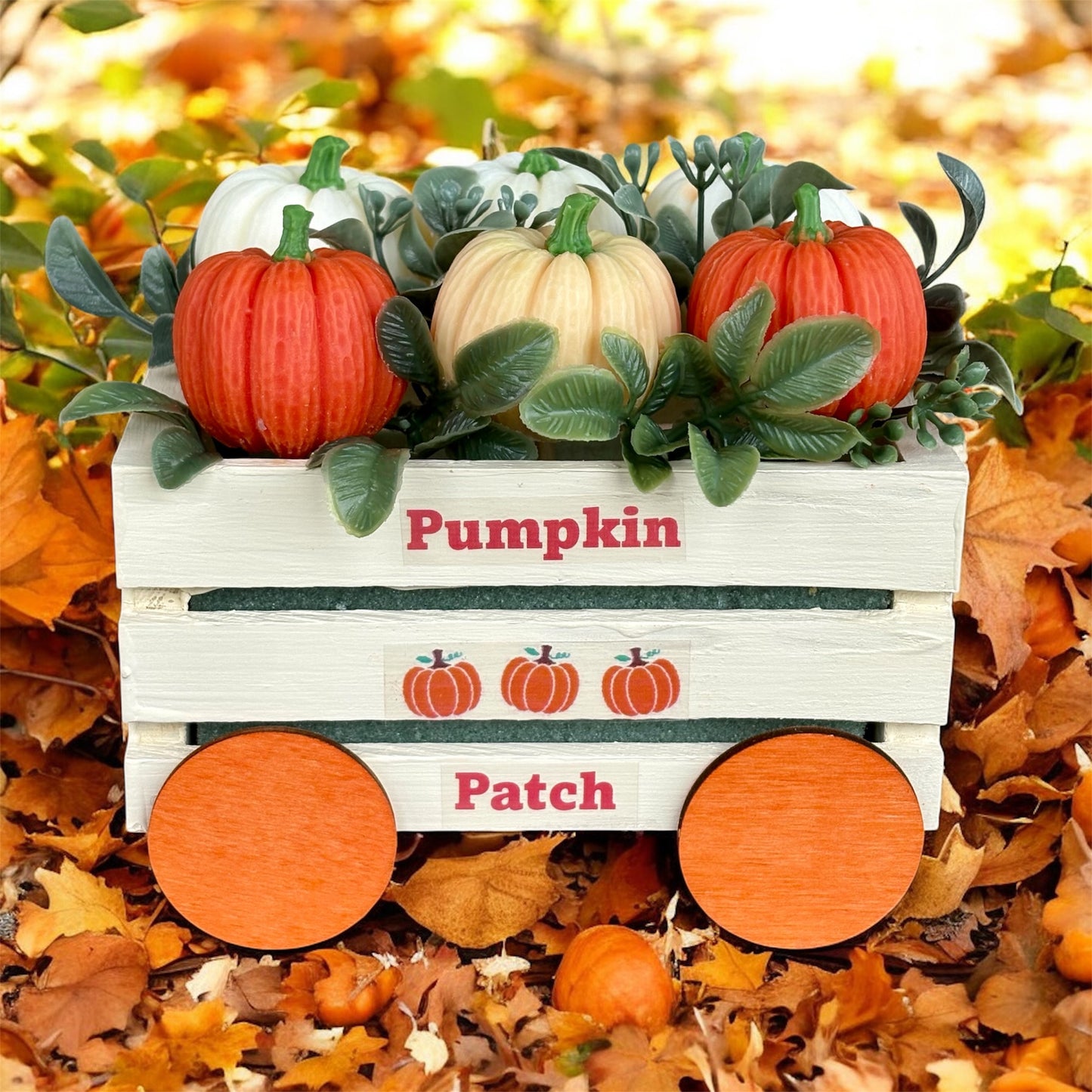 Pumpkin Patch Wax Melt Set – 6 Pumpkin-Shaped Scented Melts in Wooden Wagon