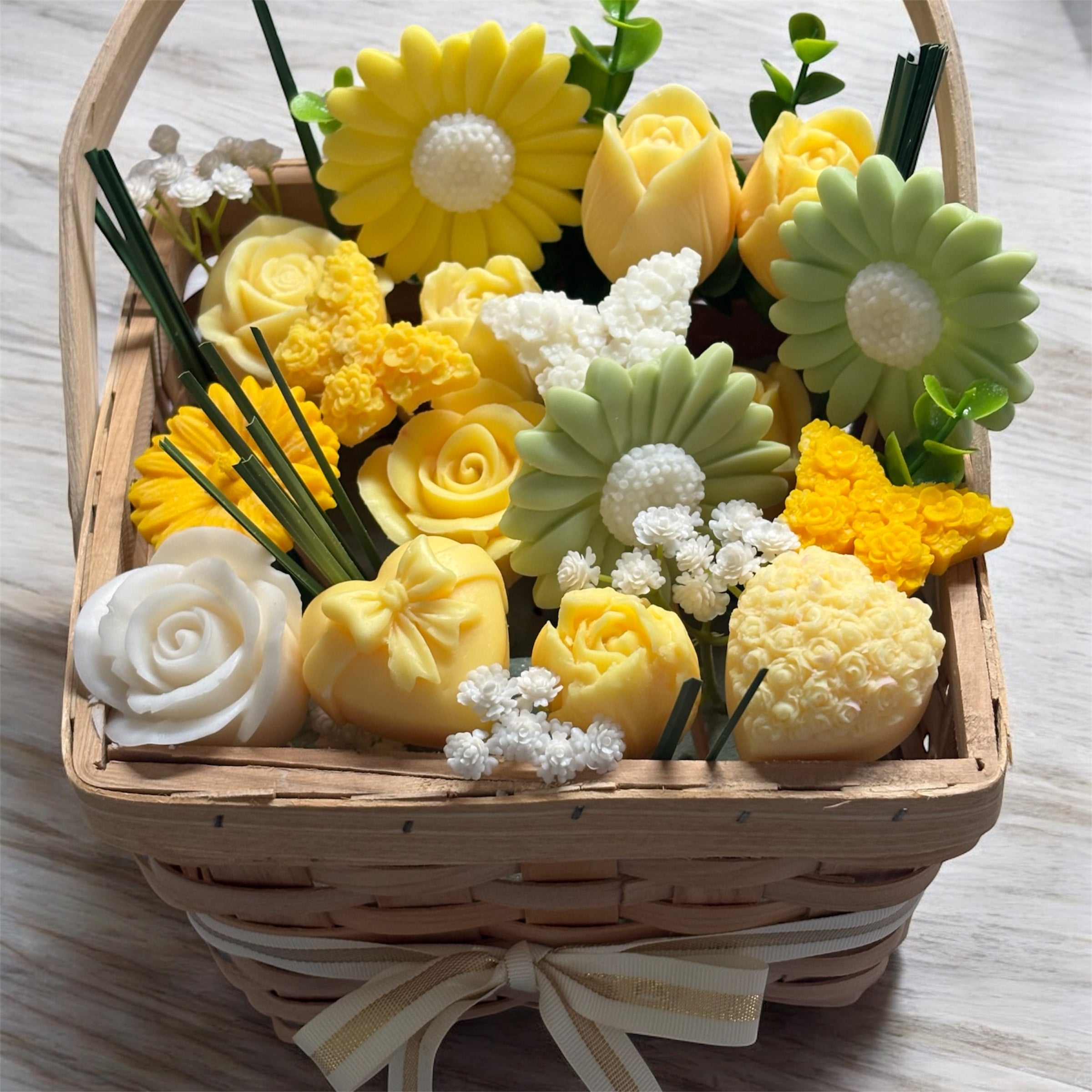 Bouquet Soy Wax Candles/Wax Melts In Gift Basket