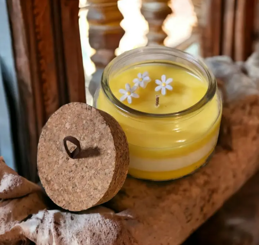 Daisy Soy Wax Candle With Cork Lid and Handle